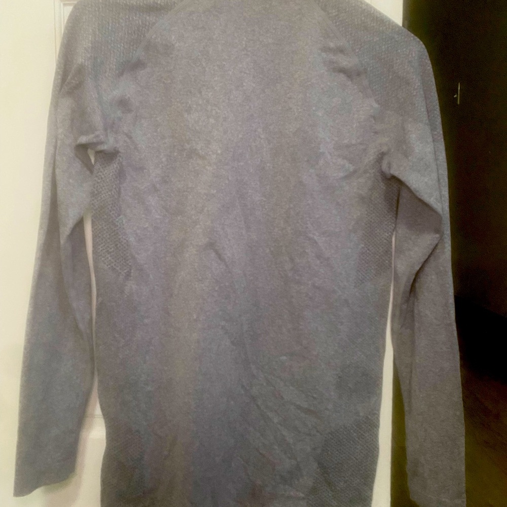 Gymshark Long Sleeve T-Shirt - Small, Grey